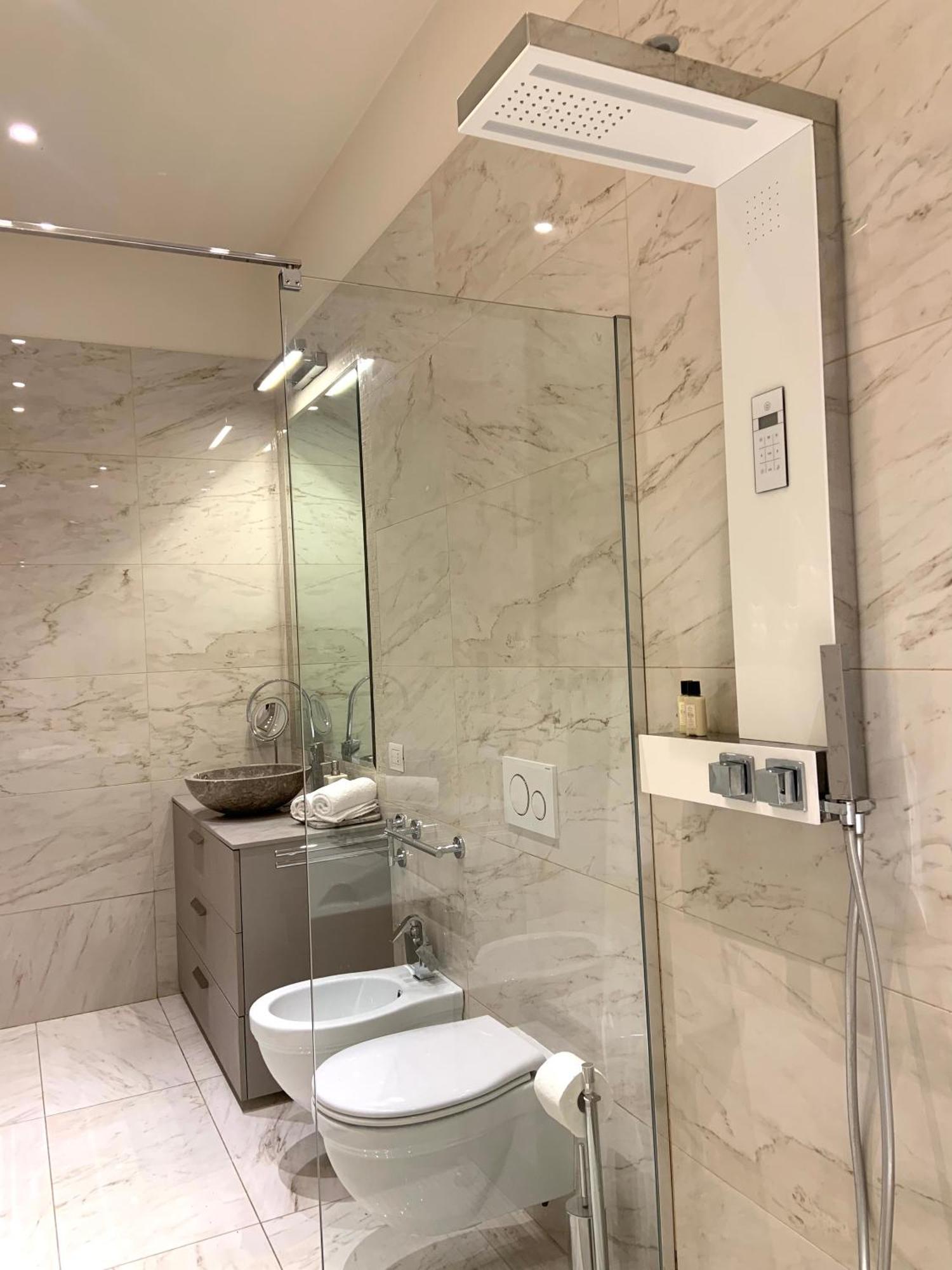 Bari Downtown Luxury Apartment Eksteriør bilde
